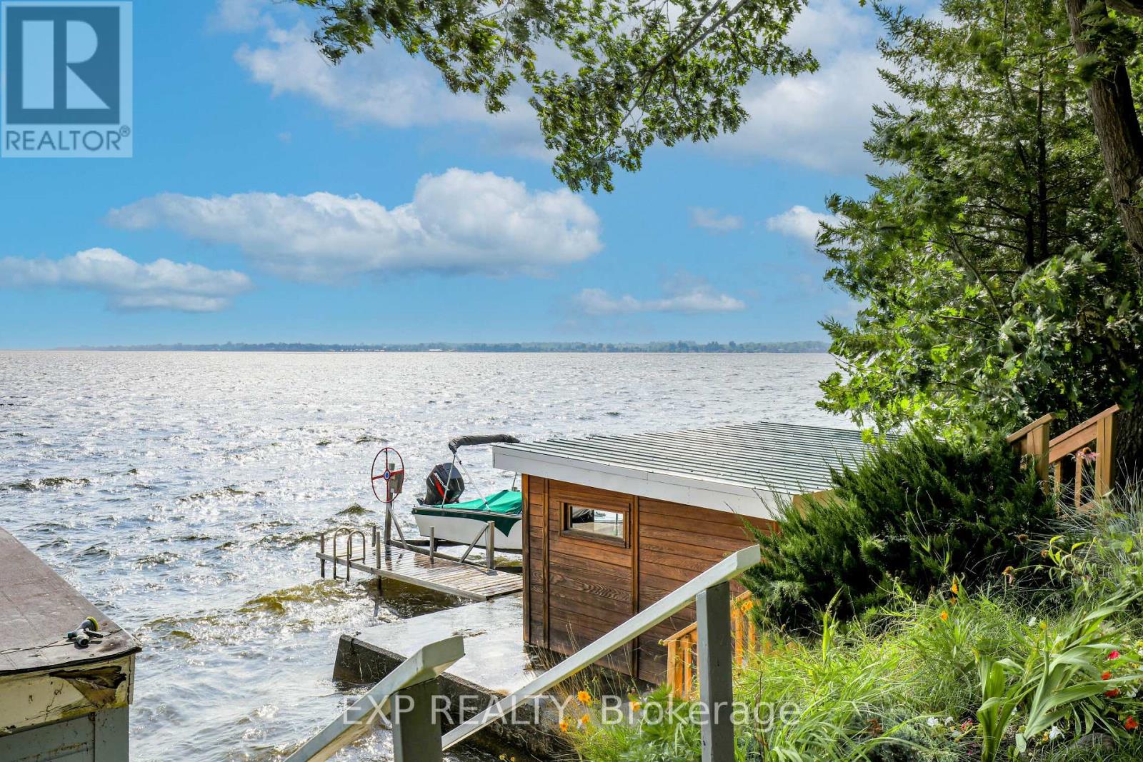 10 Sixth Street, Kawartha Lakes, Ontario  K0M 1N0 - Photo 8 - X12153626