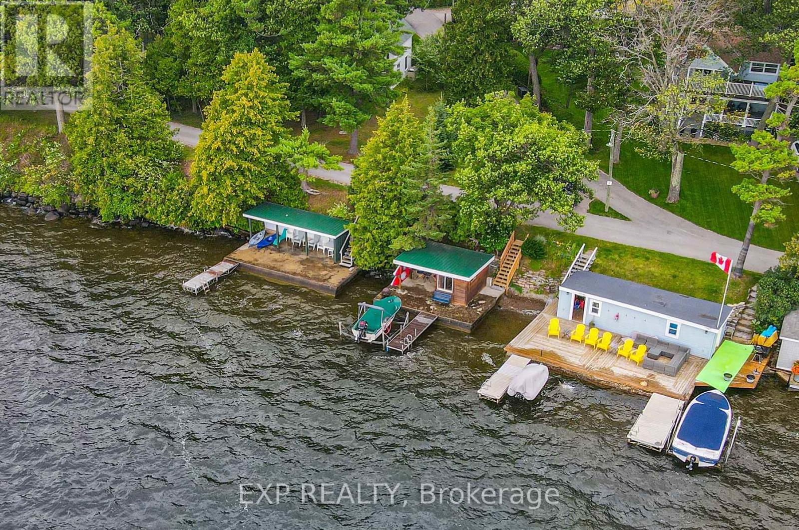 10 Sixth Street, Kawartha Lakes, Ontario  K0M 1N0 - Photo 9 - X12153626