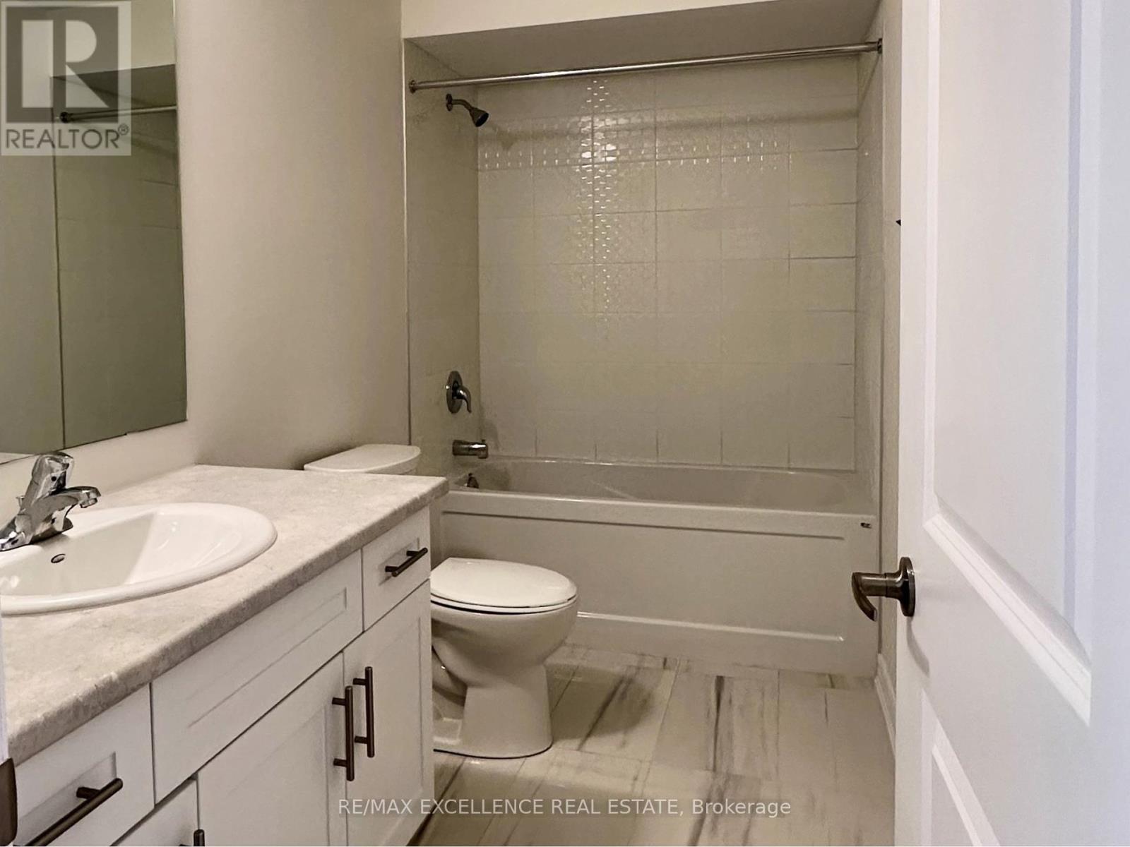 138 Winters Way, Shelburne, Ontario  L9V 3Y1 - Photo 16 - X12153635