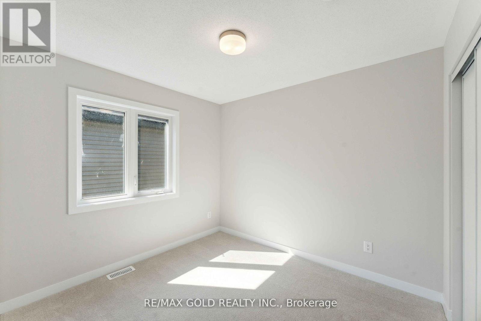 356 Peninsula Road, Ottawa, Ontario  K0A 2Z0 - Photo 23 - X12153651