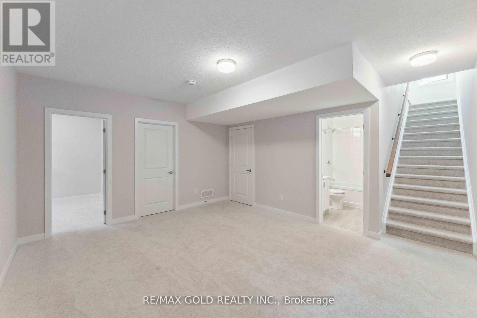 356 Peninsula Road, Ottawa, Ontario  K0A 2Z0 - Photo 36 - X12153651