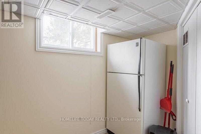 Bsmt - 947 Southlawn Drive, Peterborough, Ontario  K9J 1E9 - Photo 11 - X12153683