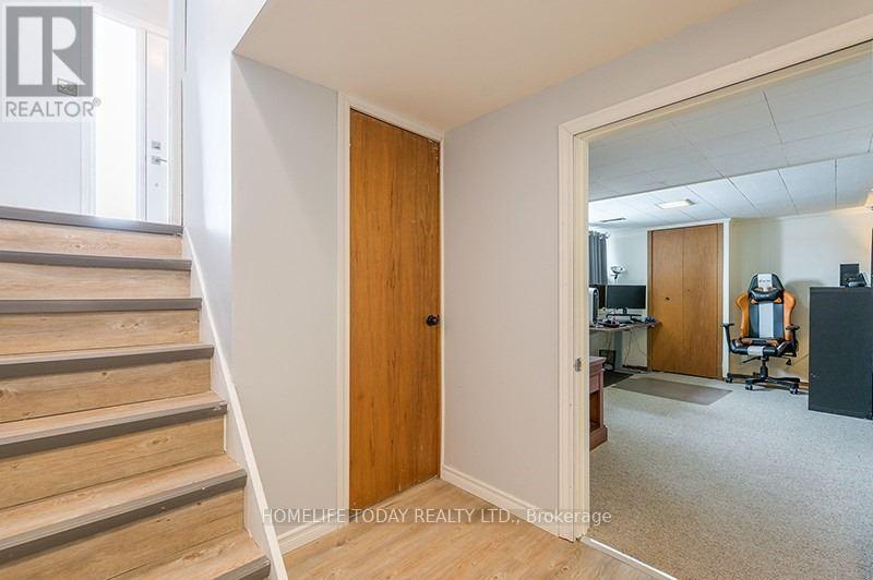 Bsmt - 947 Southlawn Drive, Peterborough, Ontario  K9J 1E9 - Photo 2 - X12153683