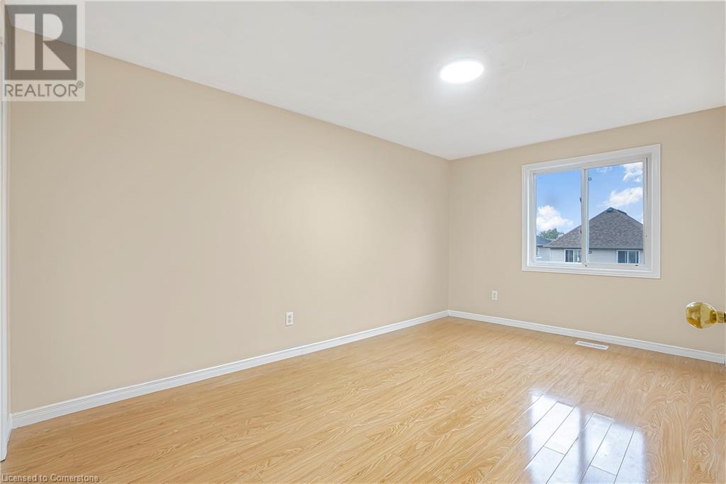 74 Blue Lace Crescent, Kitchener, Ontario  N2E 3X1 - Photo 21 - 40727960