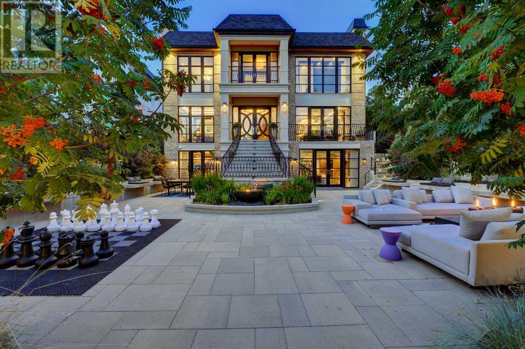 1118 Premier Way SW, calgary, Alberta