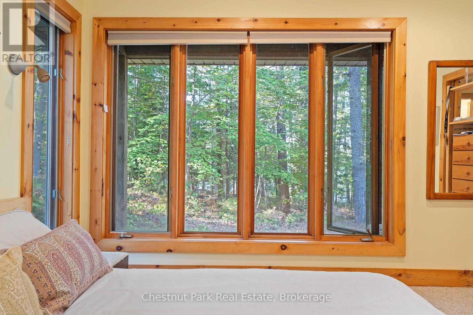 10000 Soyers - Brown Island, Minden Hills (Minden), Ontario  K0M 2K0 - Photo 12 - X12153843