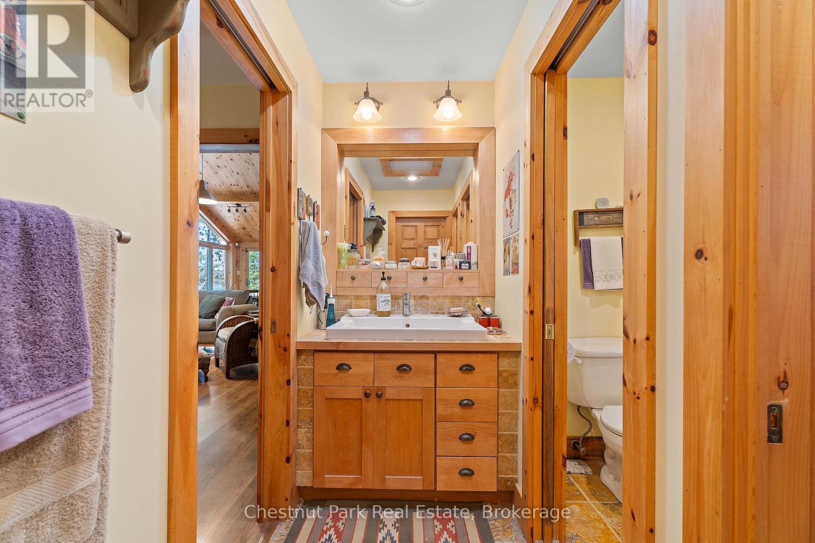 10000 Soyers - Brown Island, Minden Hills (Minden), Ontario  K0M 2K0 - Photo 13 - X12153843