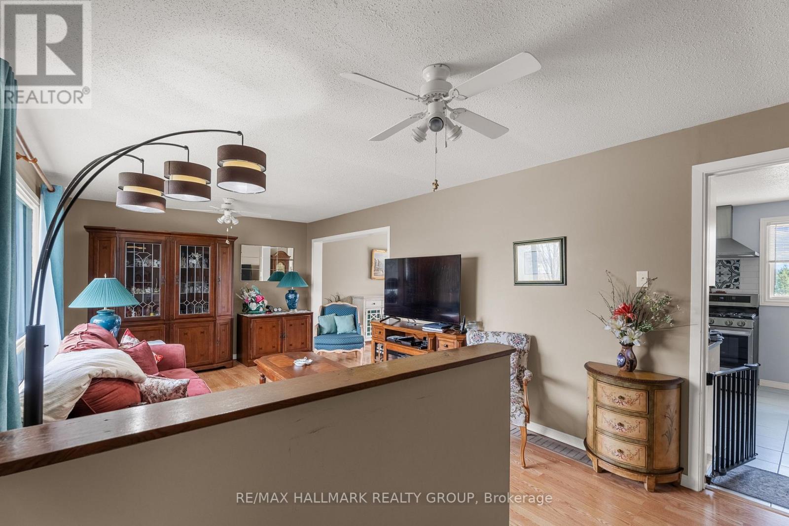 3756 Dunrobin Road, Ottawa, Ontario  K0A 3M0 - Photo 8 - X12153867