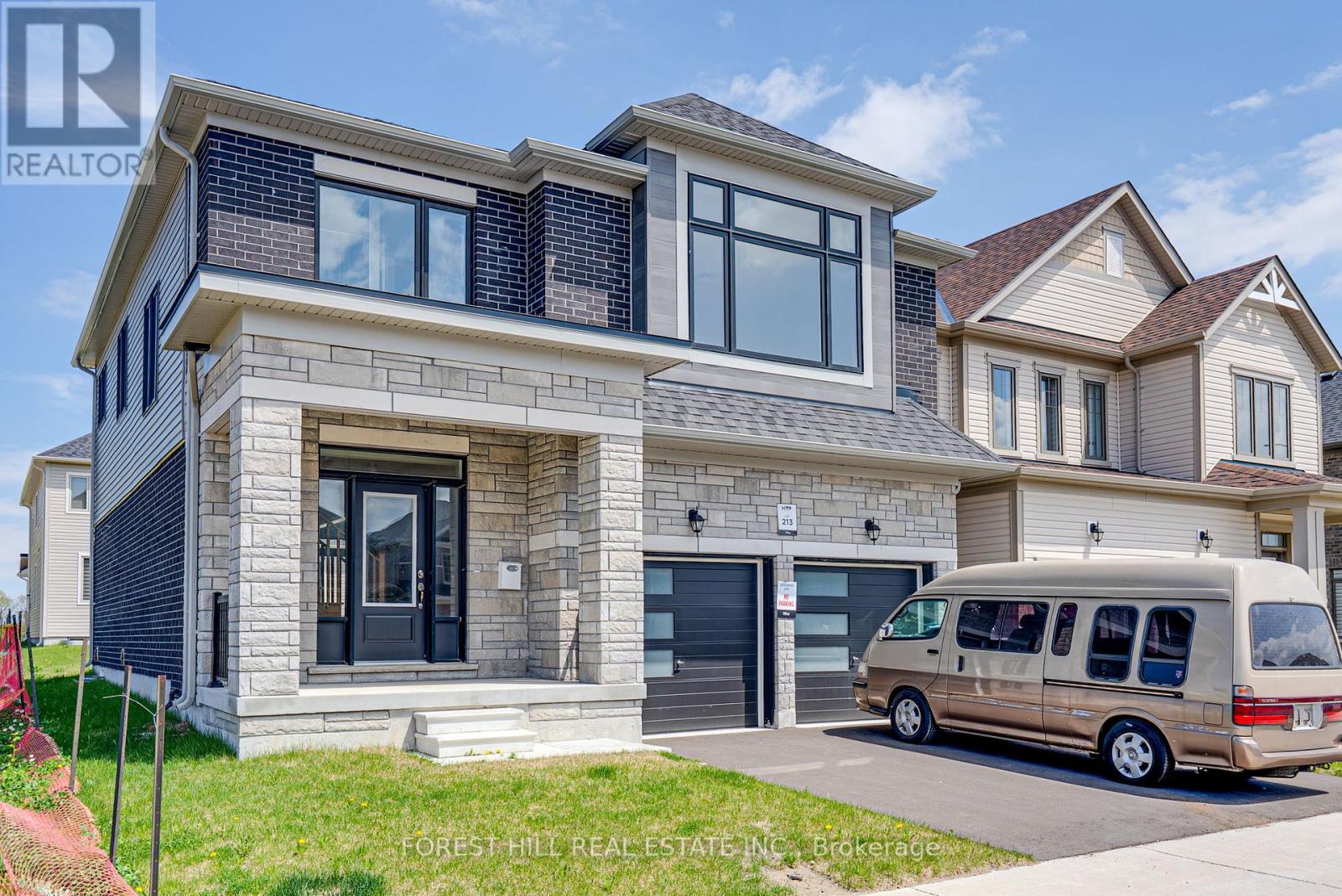 138 TERRY FOX DRIVE, Barrie, Ontario