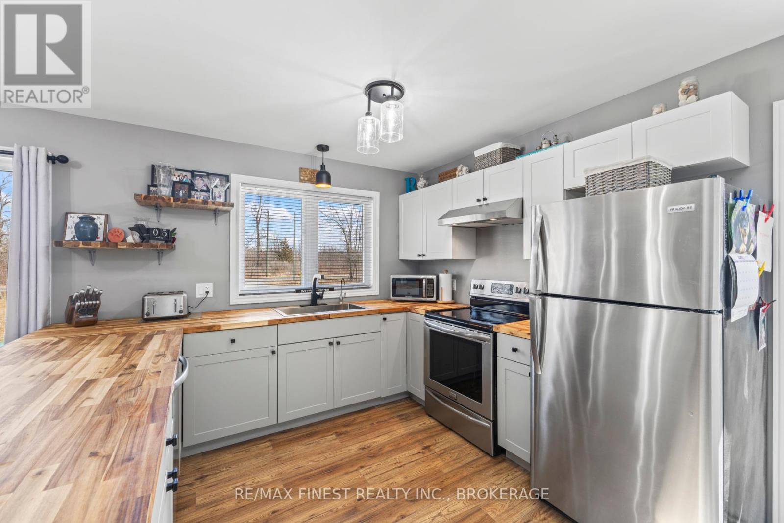 1123 Second Lake Road, Frontenac, Ontario  K0H 1T0 - Photo 14 - X12061885