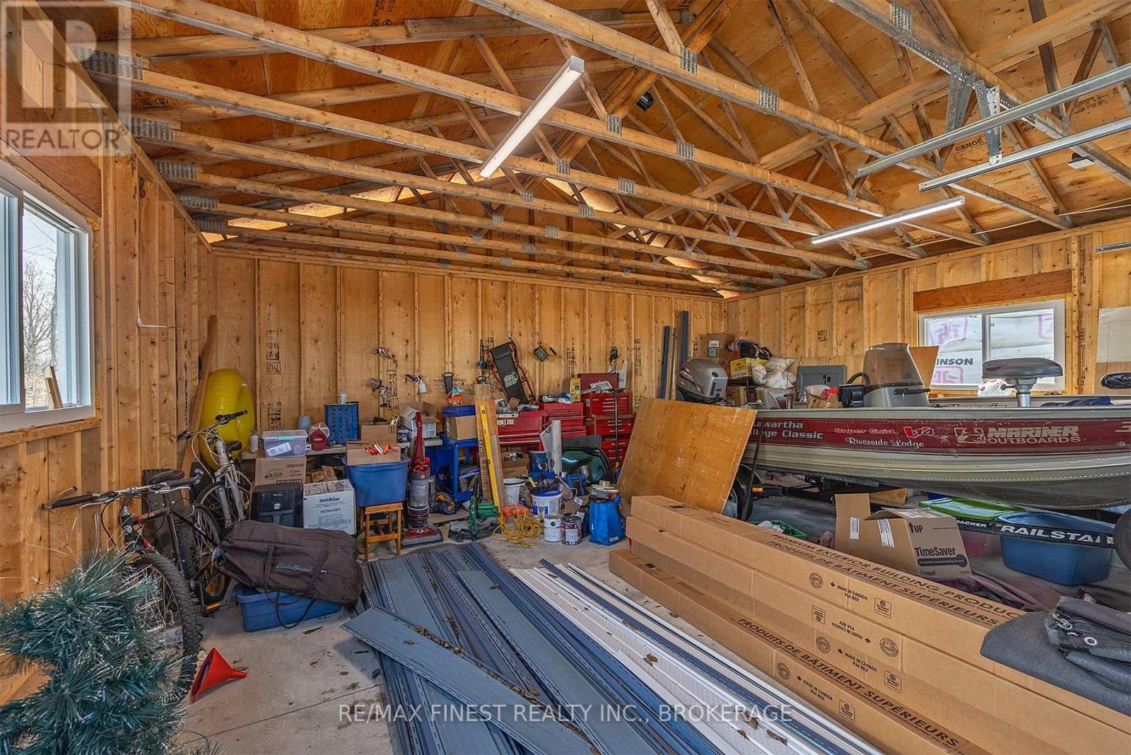 1123 Second Lake Road, Frontenac, Ontario  K0H 1T0 - Photo 32 - X12061885