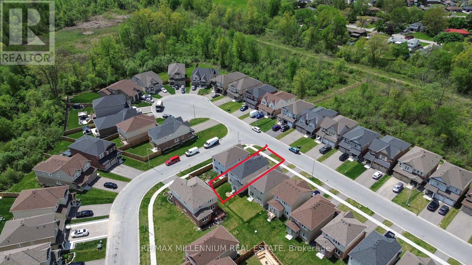 136 Tumblewood Place, Welland, Ontario  L3B 0J3 - Photo 28 - X12152406