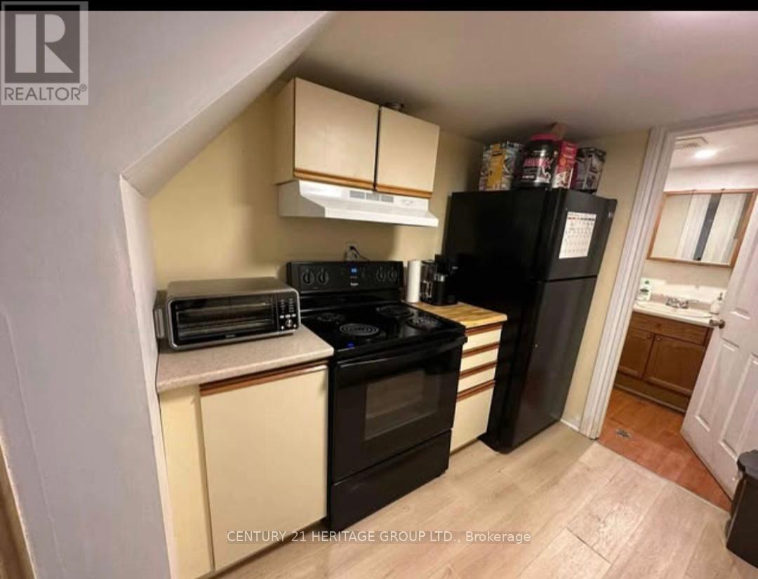 361 Ashland Avenue, London East (East M), Ontario  N5W 4E9 - Photo 19 - X12152260
