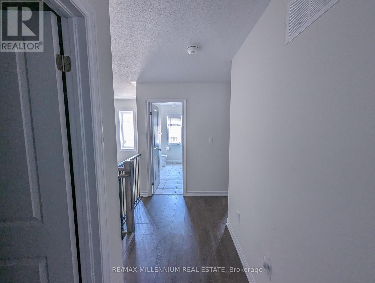 136 Tumblewood Place, Welland, Ontario  L3B 0J3 - Photo 13 - X12152406