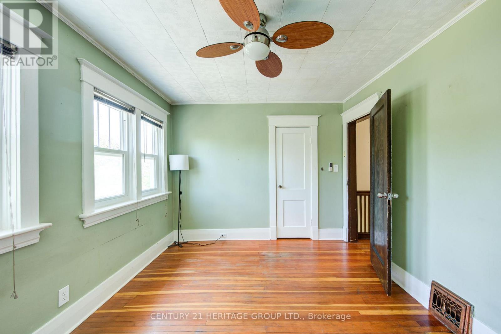 361 Ashland Avenue, London East (East M), Ontario  N5W 4E9 - Photo 31 - X12152260