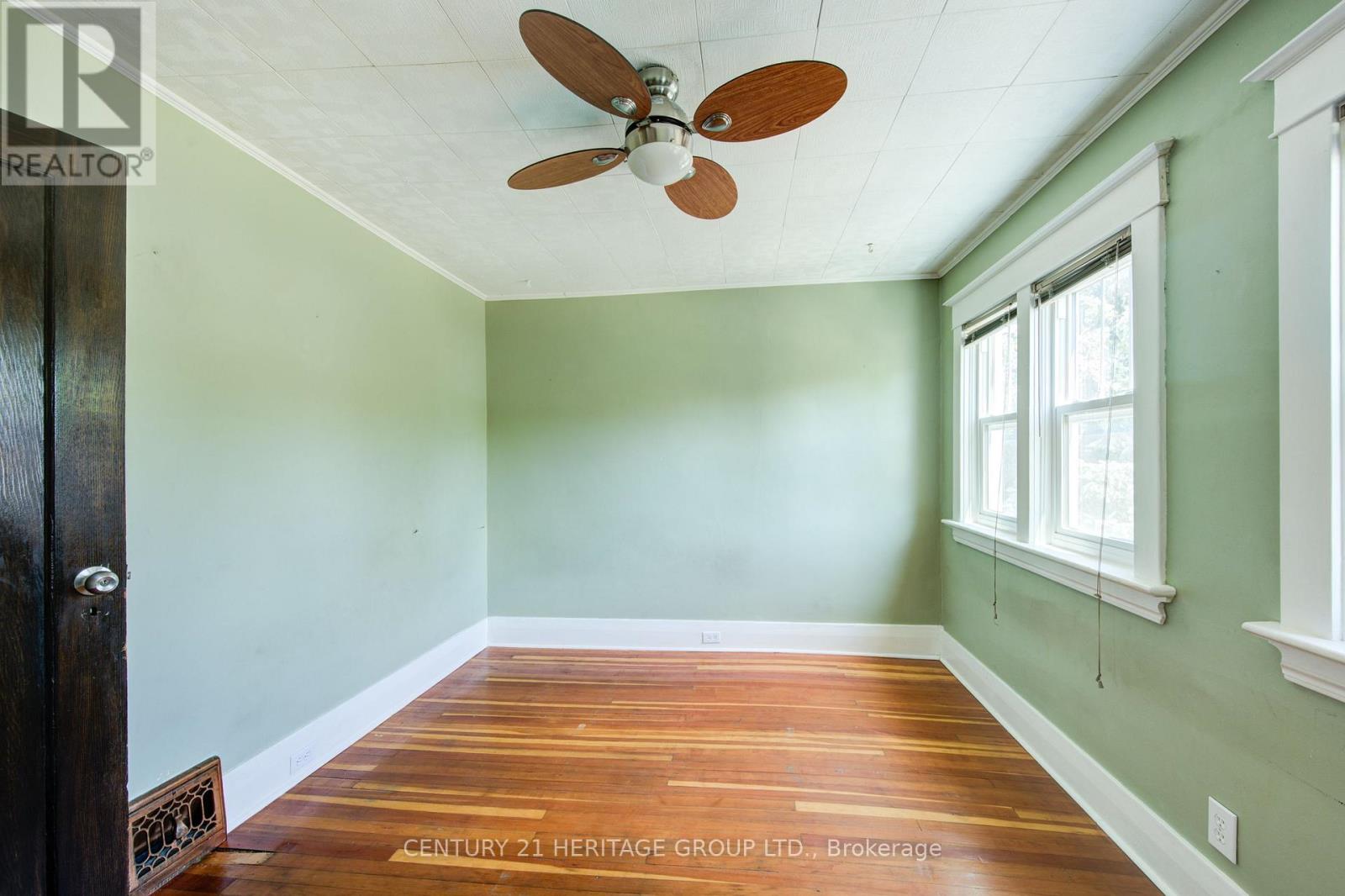361 Ashland Avenue, London East (East M), Ontario  N5W 4E9 - Photo 30 - X12152260