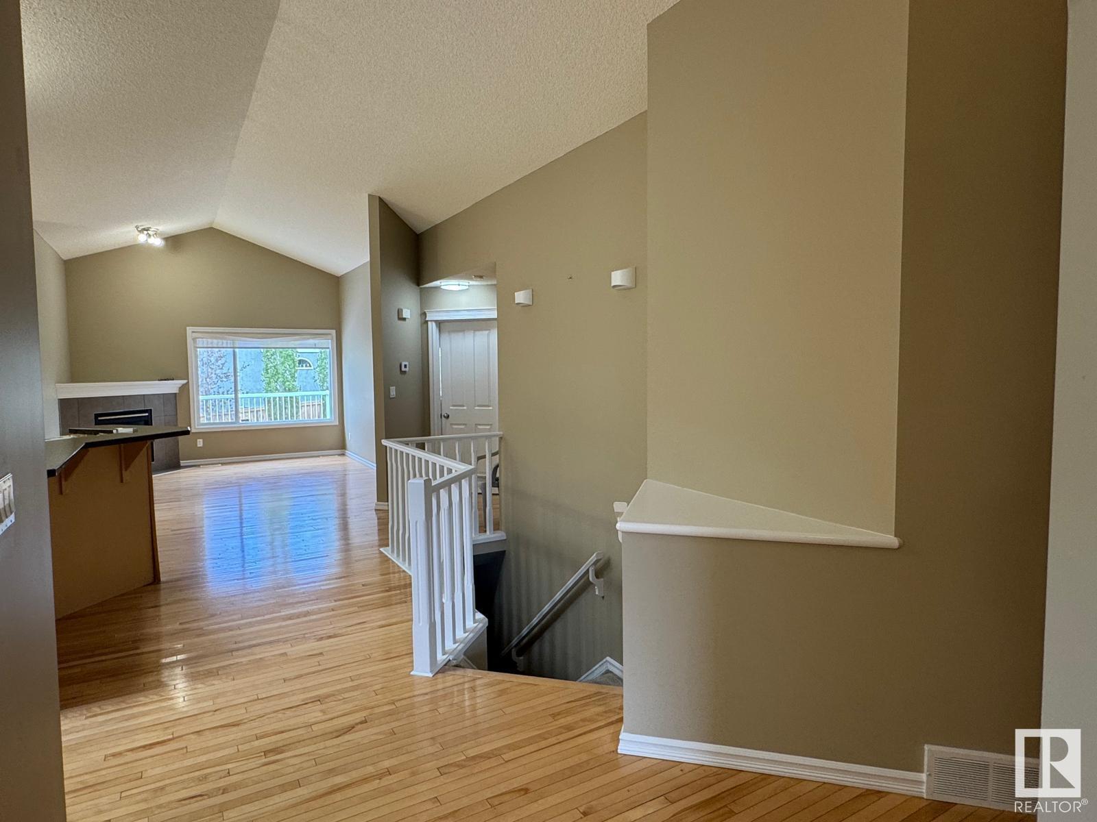 Property at 258 Hilliard Green NW image 3