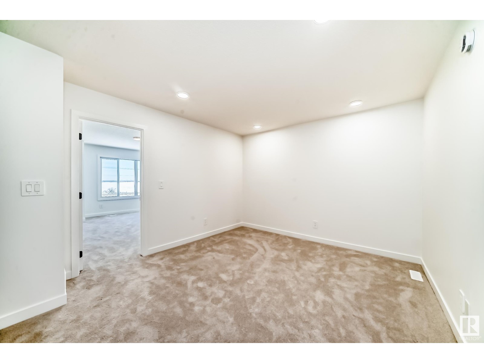 8207 Kiriak Lo Sw, Edmonton, Alberta  T6W 5S2 - Photo 31 - E4424327