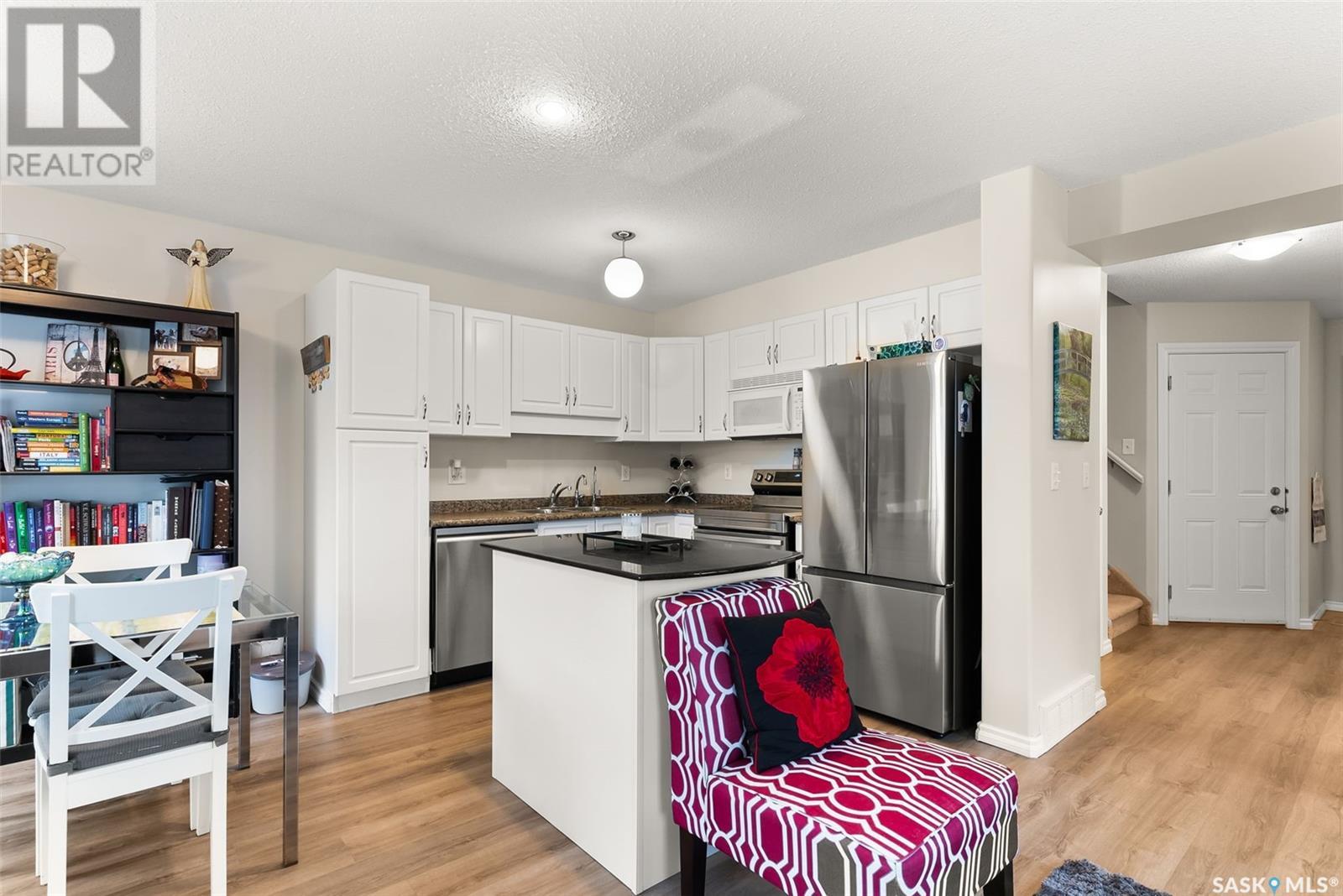 40 3101 Tregarva Drive E, Regina, Saskatchewan  S4V 0K7 - Photo 8 - SK006159