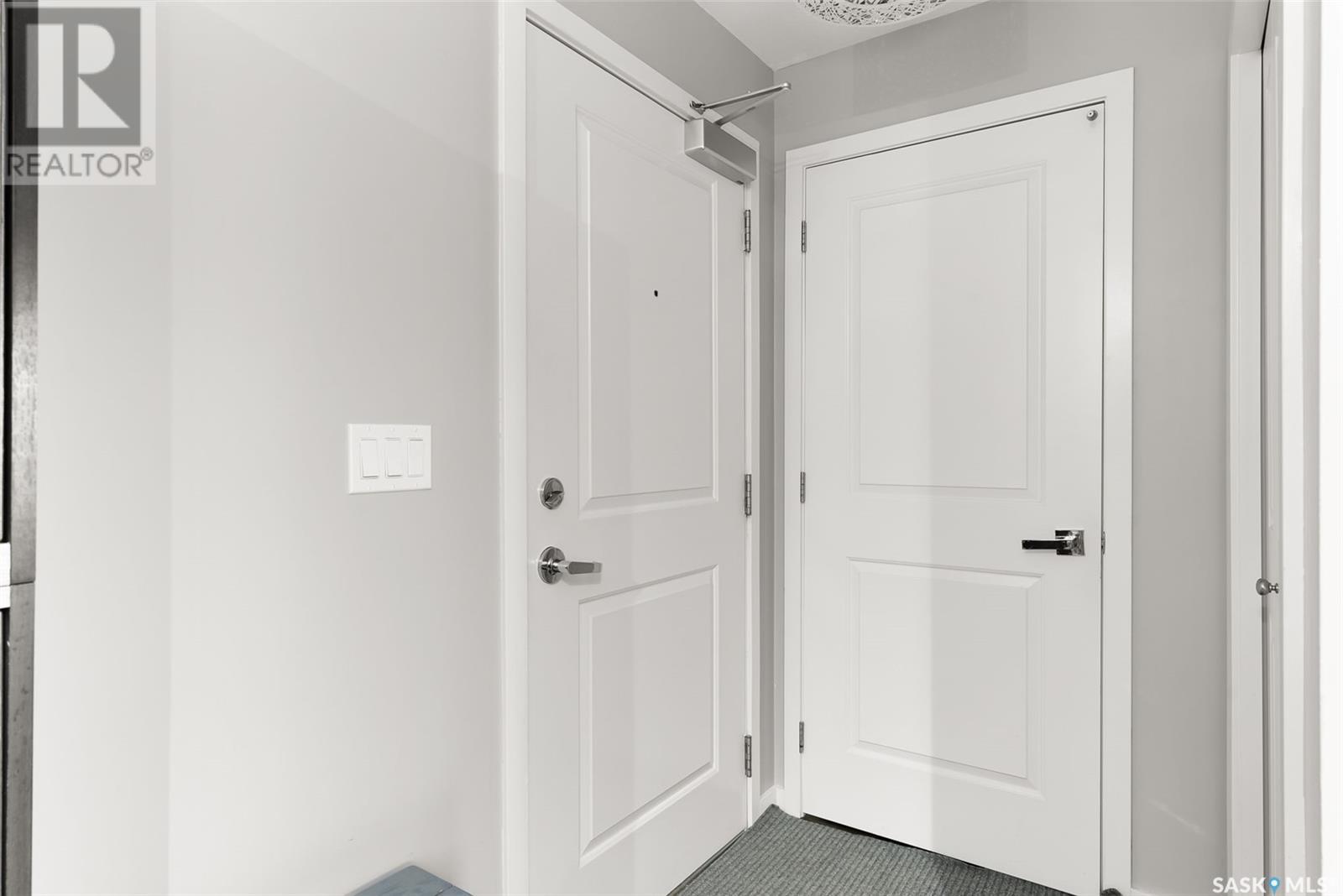 Property at 204 1545 Neville DRIVE image 3