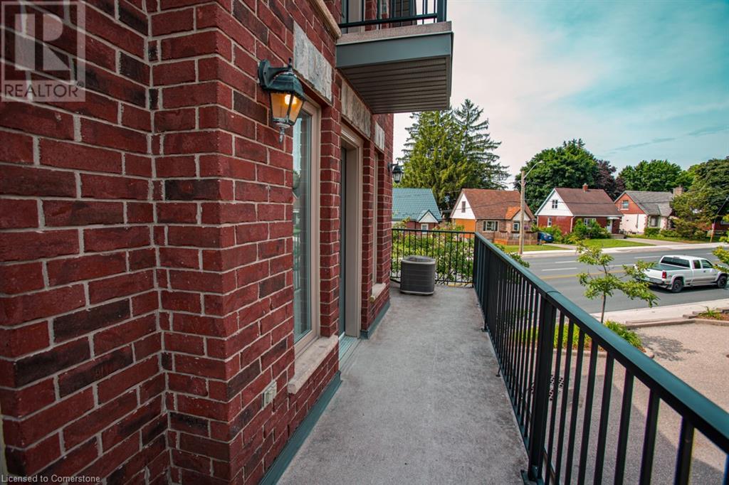 489 East Avenue Unit# B, Kitchener, Ontario  N2H 0A8 - Photo 25 - 40729596