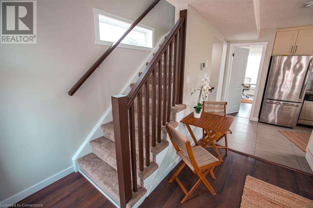 489 East Avenue Unit# B, Kitchener, Ontario  N2H 0A8 - Photo 31 - 40729596