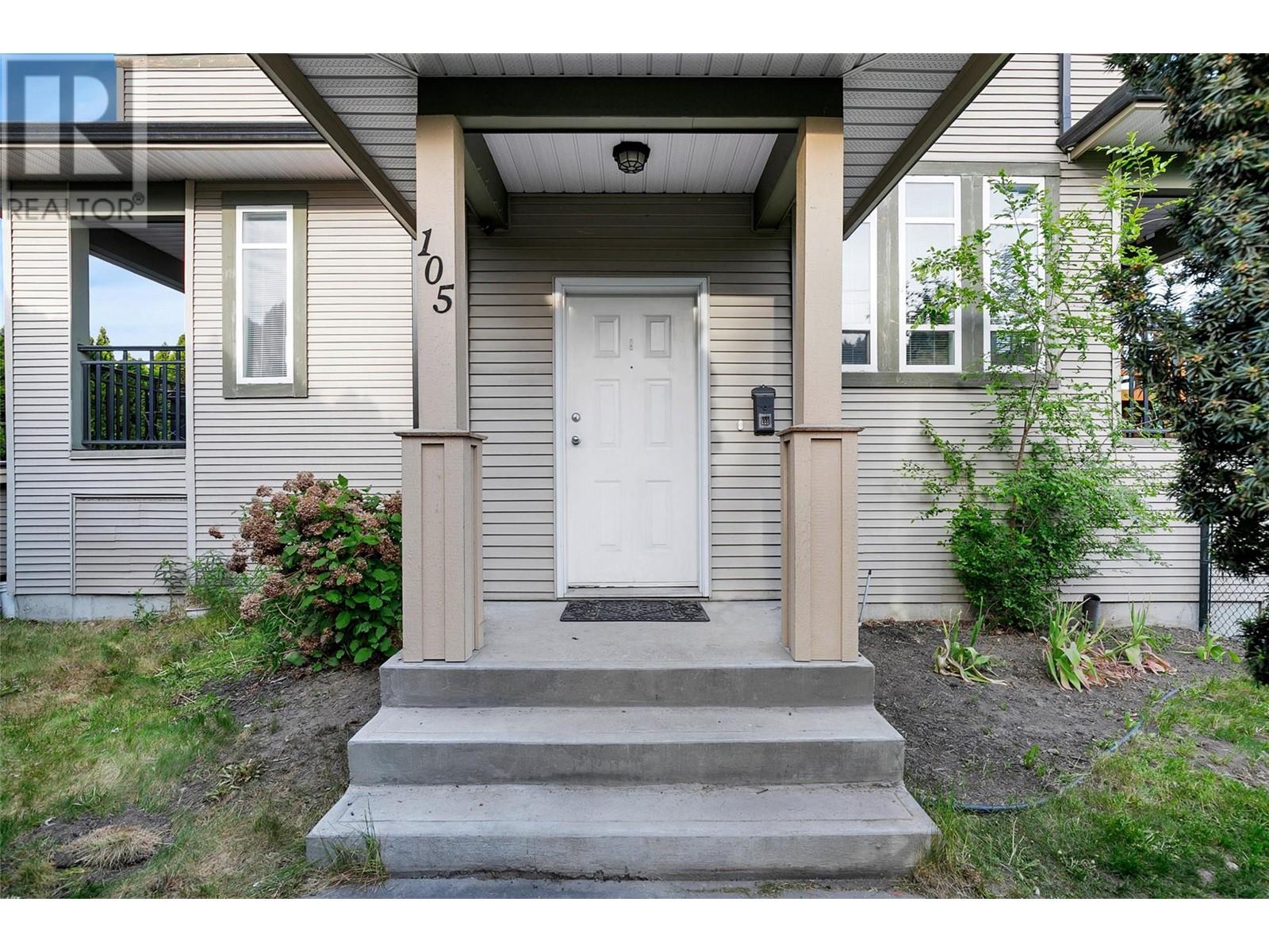 Property at 105 McCurdy Road E image 3