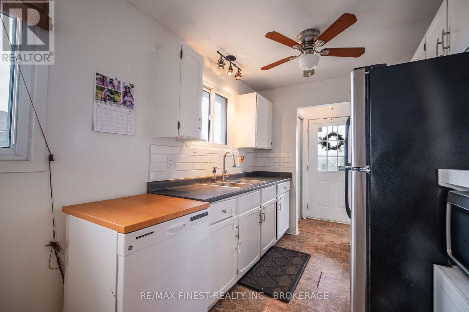 130 Purdy Road, Loyalist (Bath), Ontario  K0H 1G0 - Photo 9 - X12154067