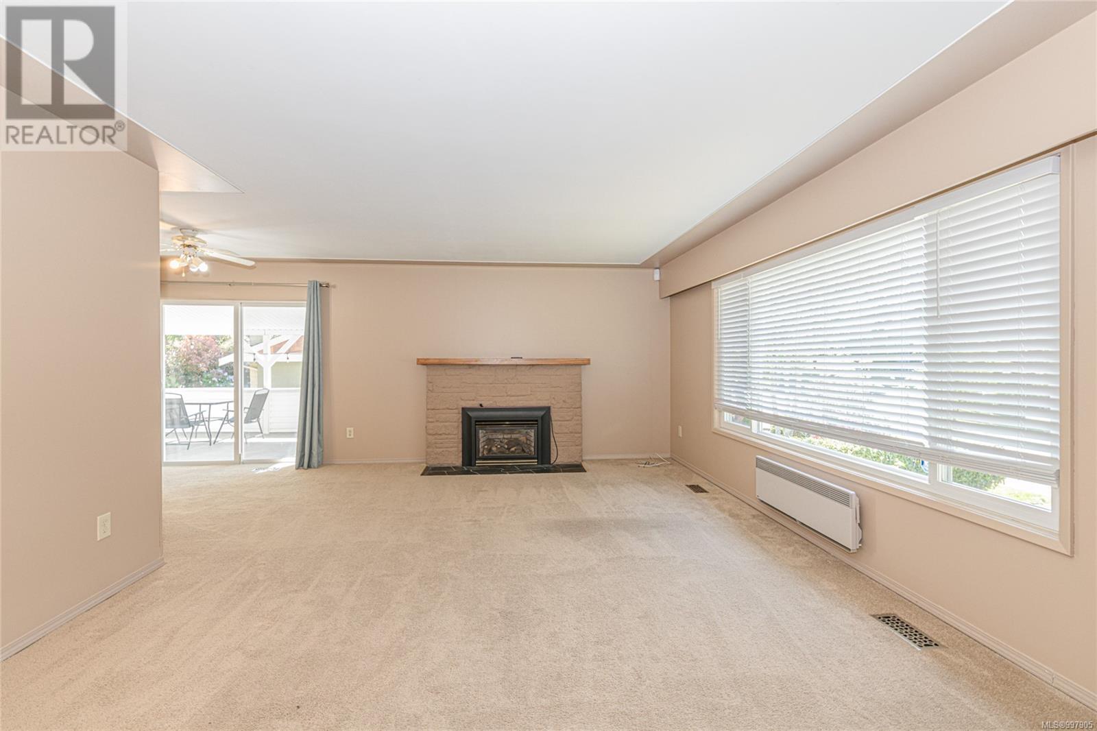 Property at 3715 BLENKINSOP Rd image 1