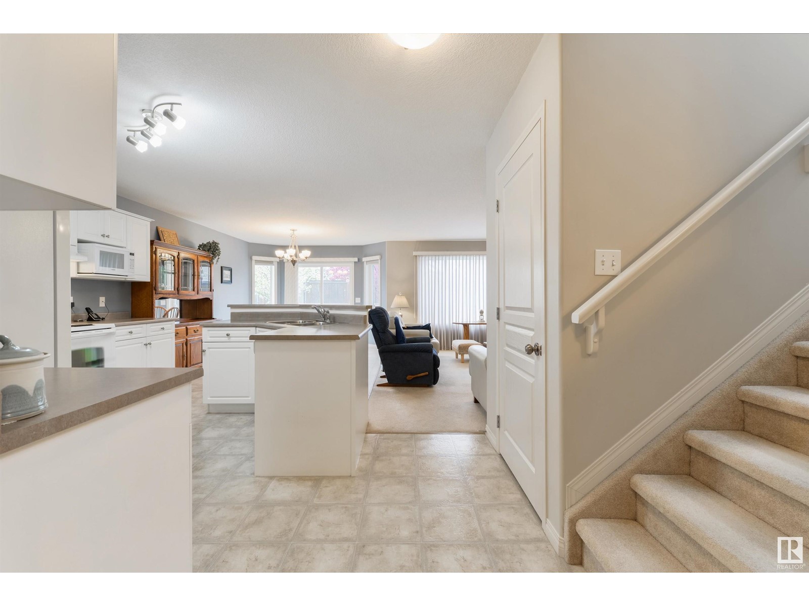 36 Grayridge Cr, Stony Plain, Alberta  T7Z 2Z3 - Photo 4 - E4436882