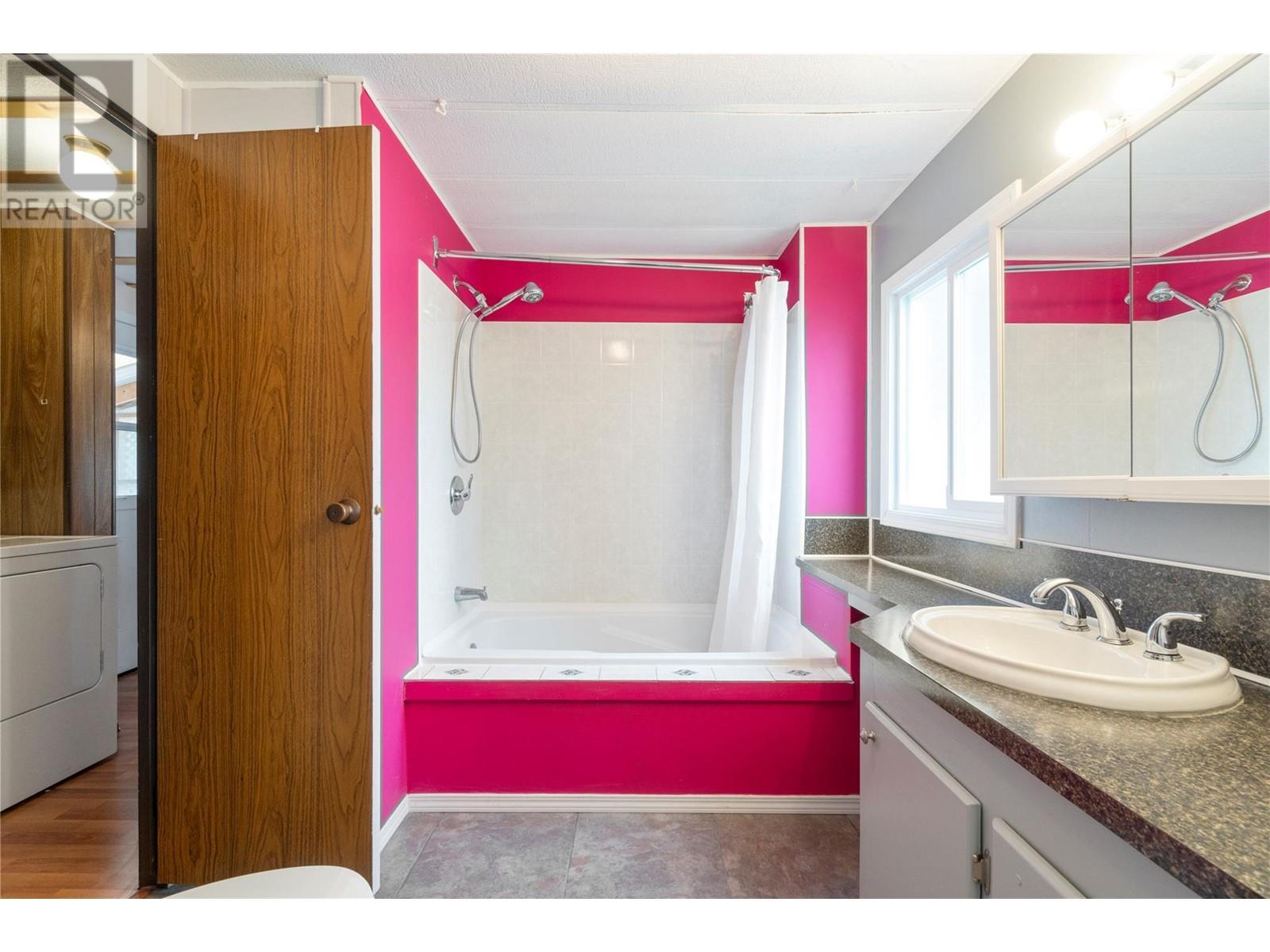 1361 30 Street Se Unit# 98, Salmon Arm, British Columbia  V1E 2N4 - Photo 18 - 10347784