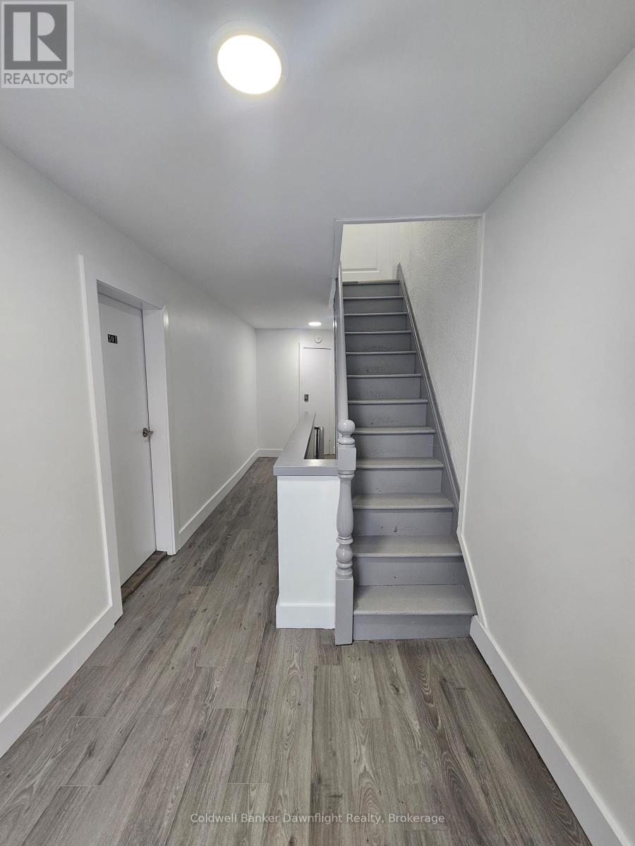 441 Main Street, South Huron, Ontario  N0M 1S2 - Photo 6 - X12128217