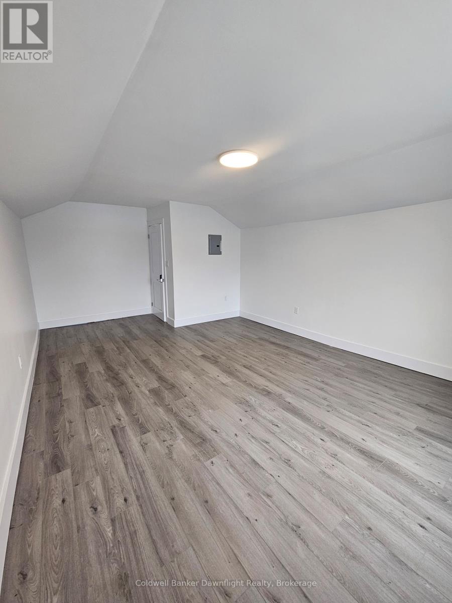 441 Main Street, South Huron, Ontario  N0M 1S2 - Photo 3 - X12128217