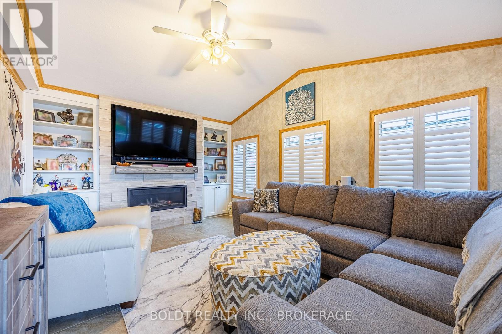 Property at 101 - 3033 TOWNLINE ROAD image 5