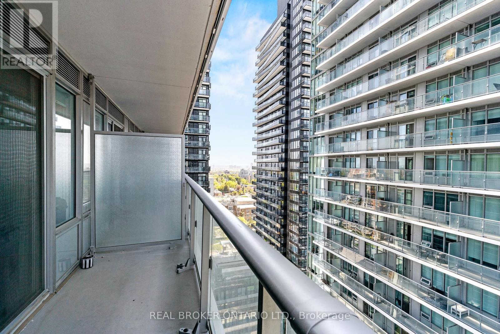 2108 - 99 Broadway Avenue, Toronto, Ontario  M4P 0E3 - Photo 16 - C12153896