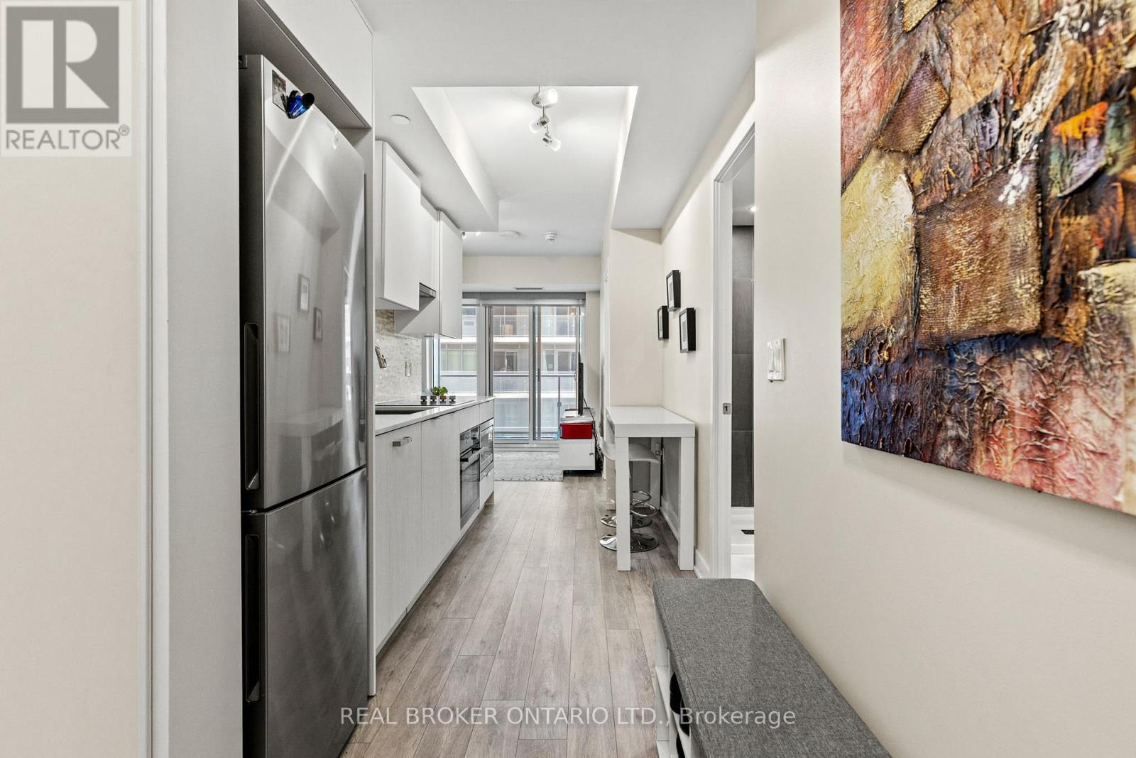 2108 - 99 Broadway Avenue, Toronto, Ontario  M4P 0E3 - Photo 4 - C12153896