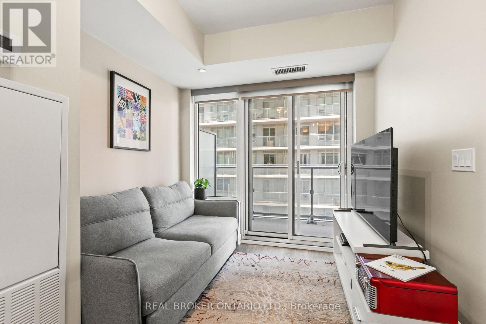 2108 - 99 Broadway Avenue, Toronto, Ontario  M4P 0E3 - Photo 8 - C12153896