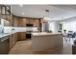 905 BAMFORD TERRACE, Peterborough, Ontario