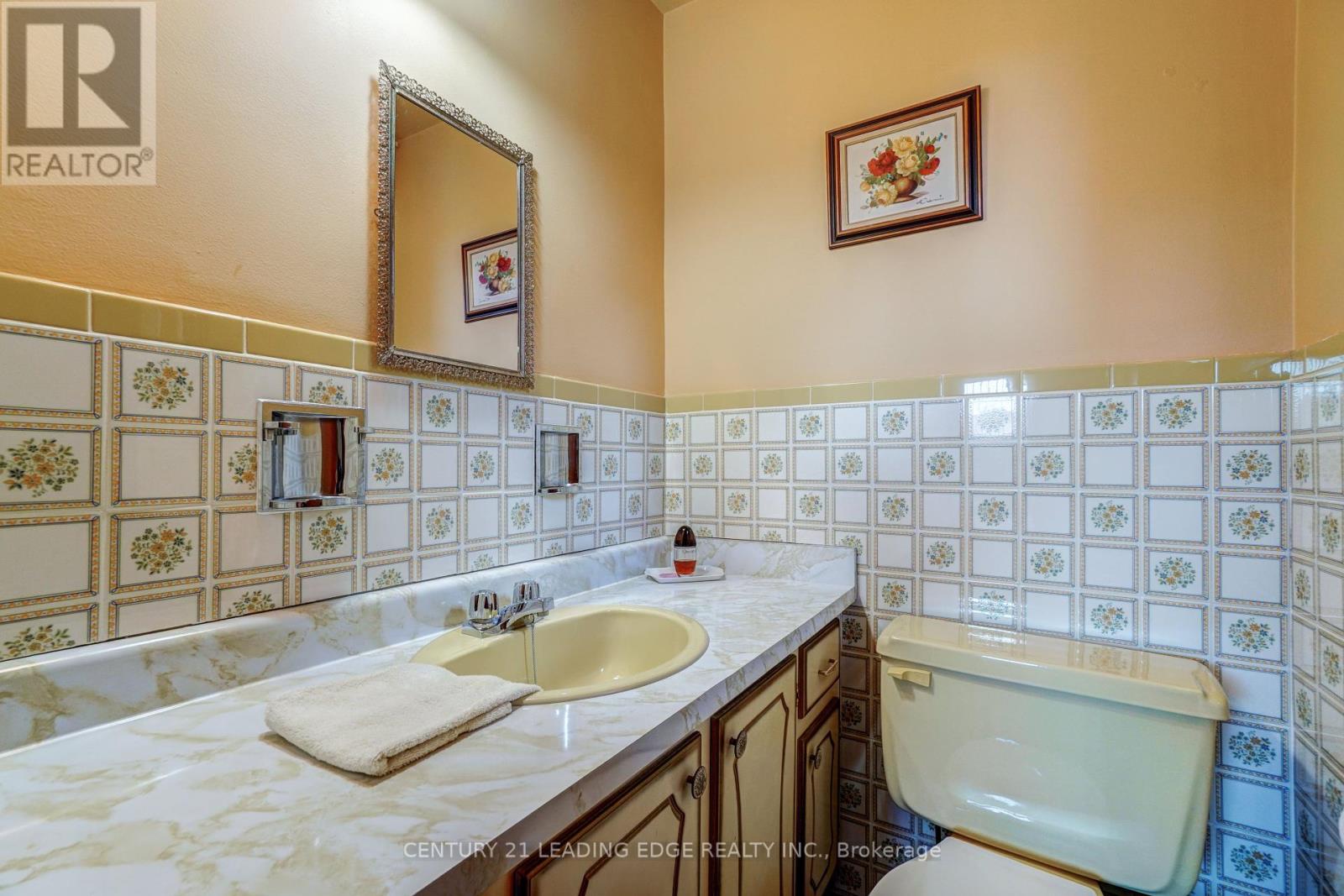 302 Huntsmill Boulevard, Toronto, Ontario  M1W 3C8 - Photo 21 - E12153920