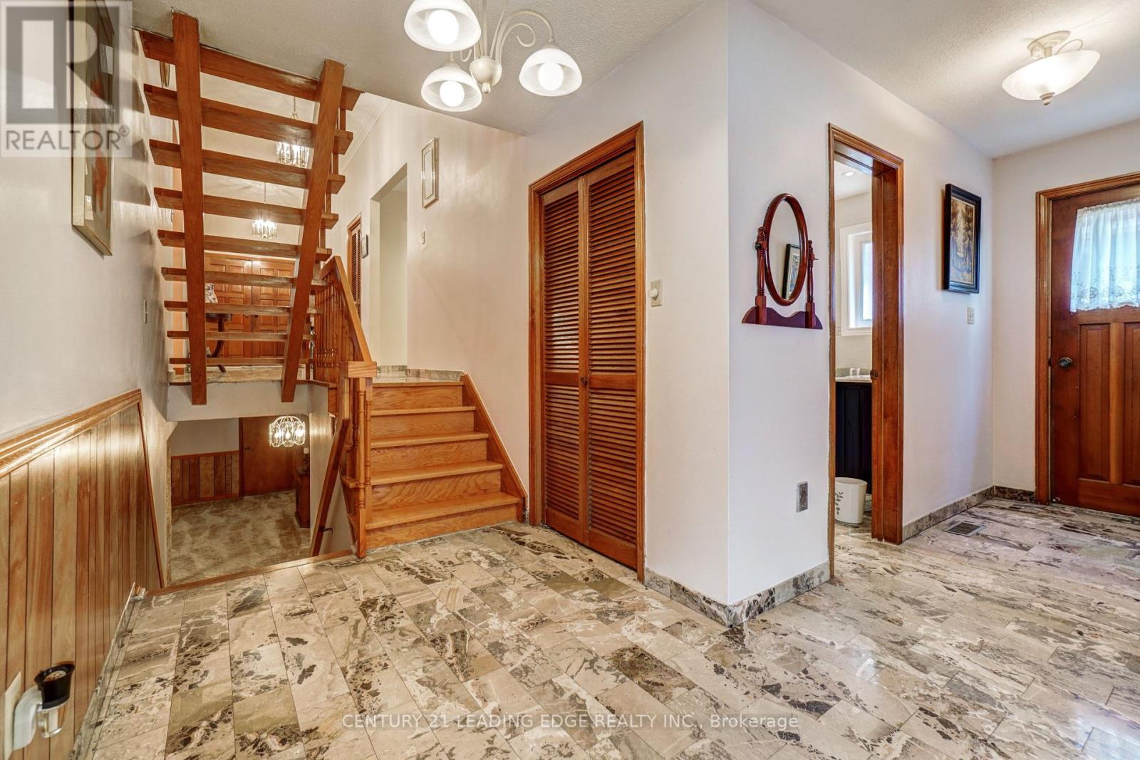 302 Huntsmill Boulevard, Toronto, Ontario  M1W 3C8 - Photo 25 - E12153920