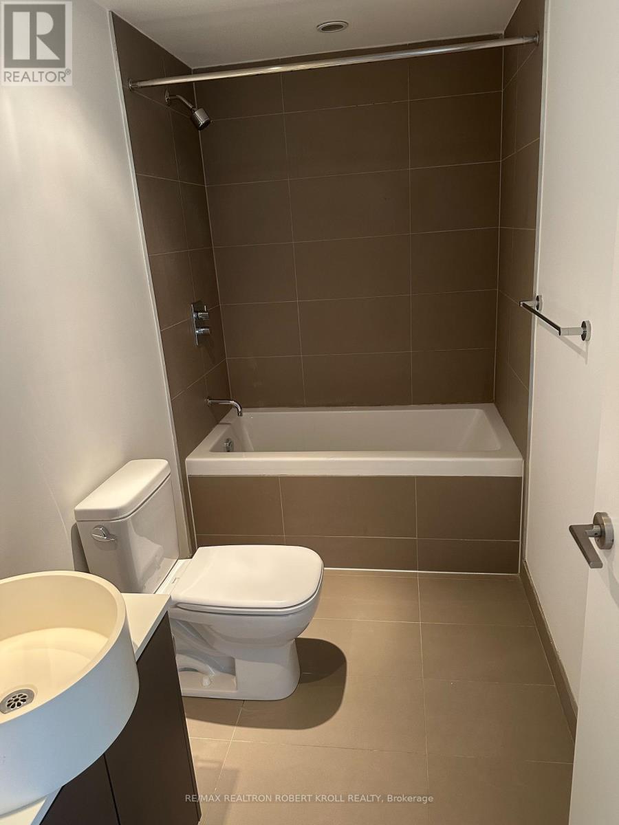 615 - 60 Colborne Street, Toronto, Ontario  M5E 1E3 - Photo 11 - C12147297