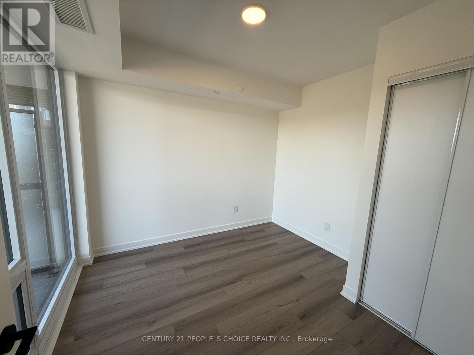 323 - 5 Lakeview Avenue, Toronto, Ontario  M6J 0H3 - Photo 8 - C12123272