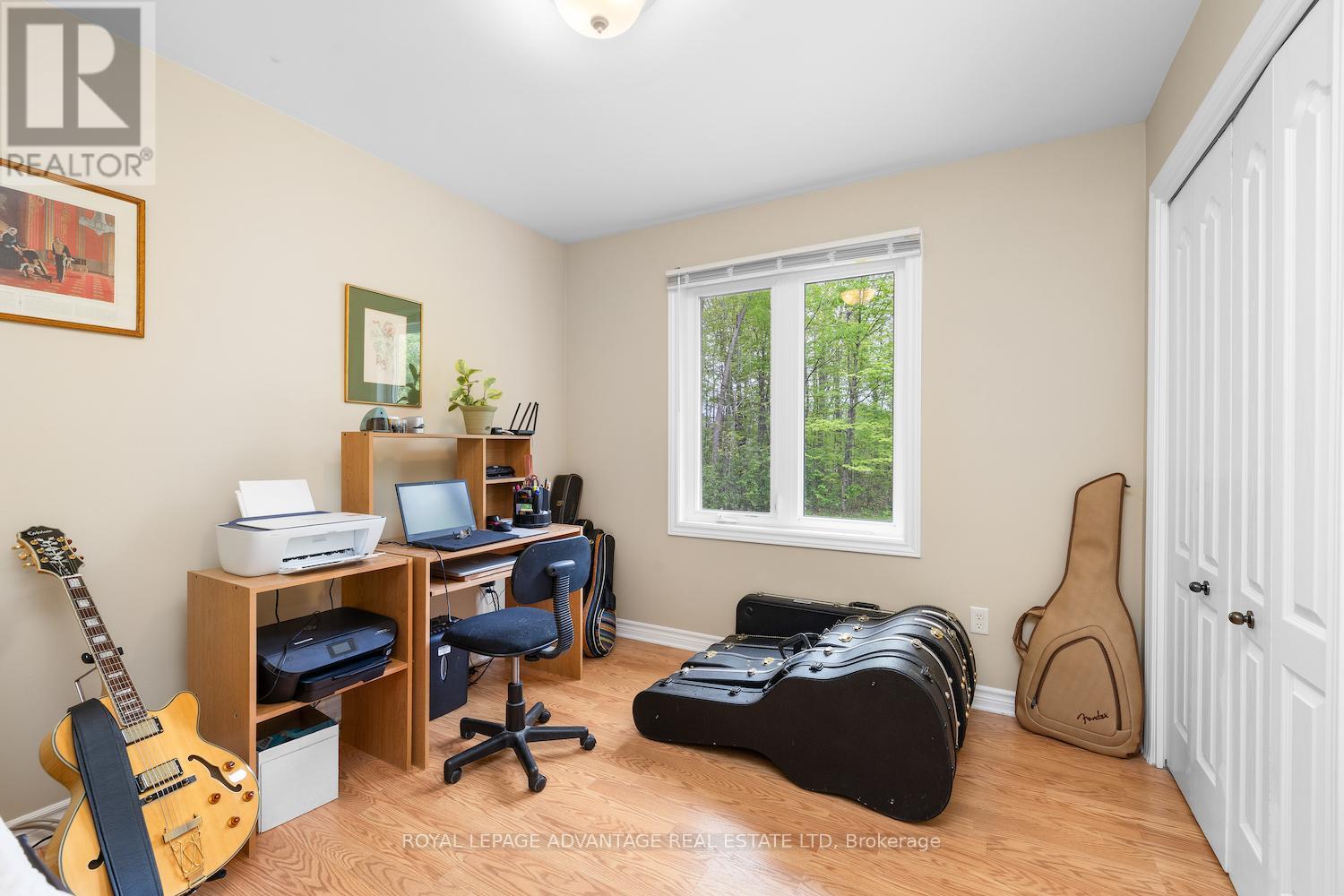122 Mcguire Road, Montague, Ontario  K7A 0H7 - Photo 12 - X12154055