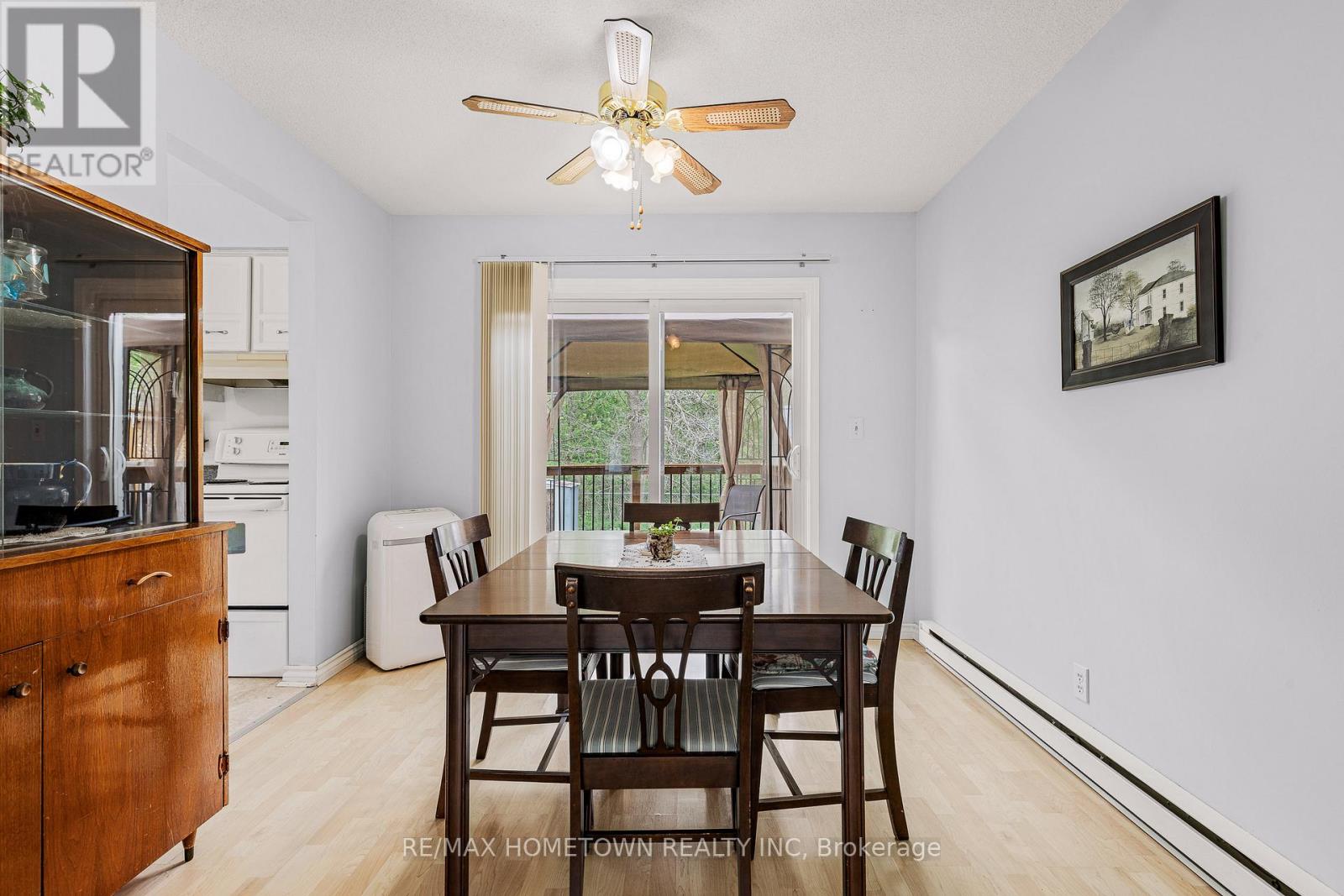 12 Karolina Street, Brockville, Ontario  K6V 6L4 - Photo 11 - X12154057