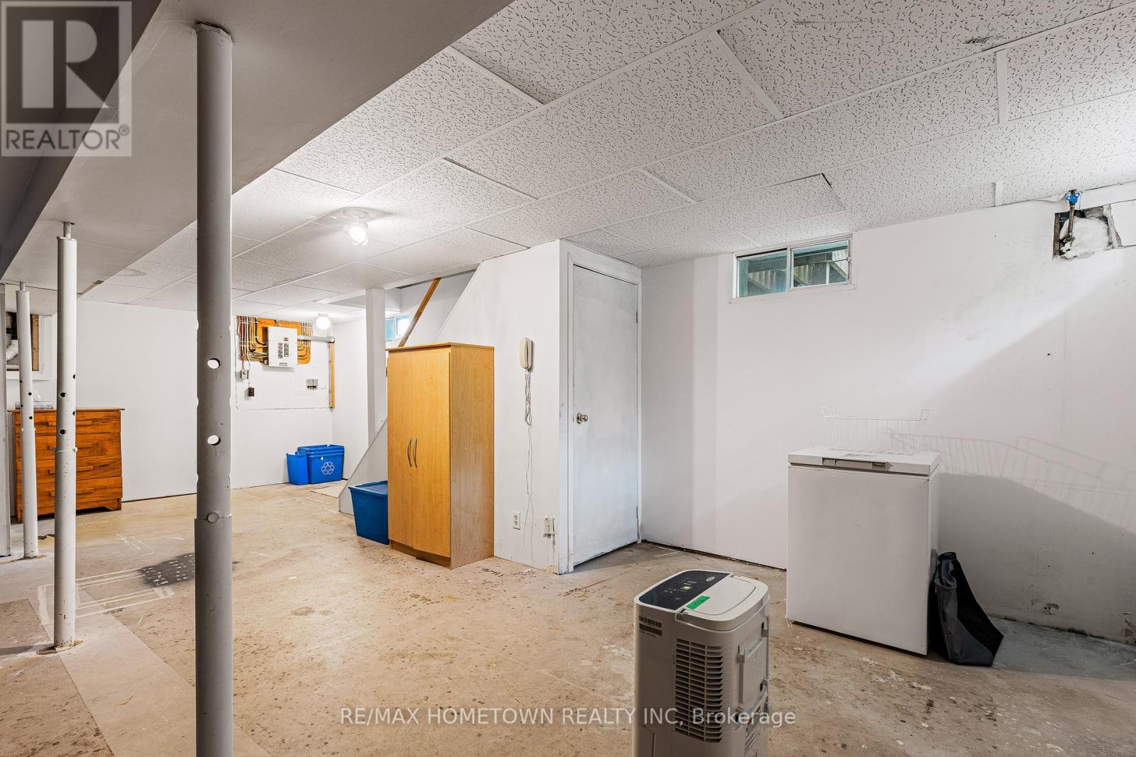 12 Karolina Street, Brockville, Ontario  K6V 6L4 - Photo 24 - X12154057