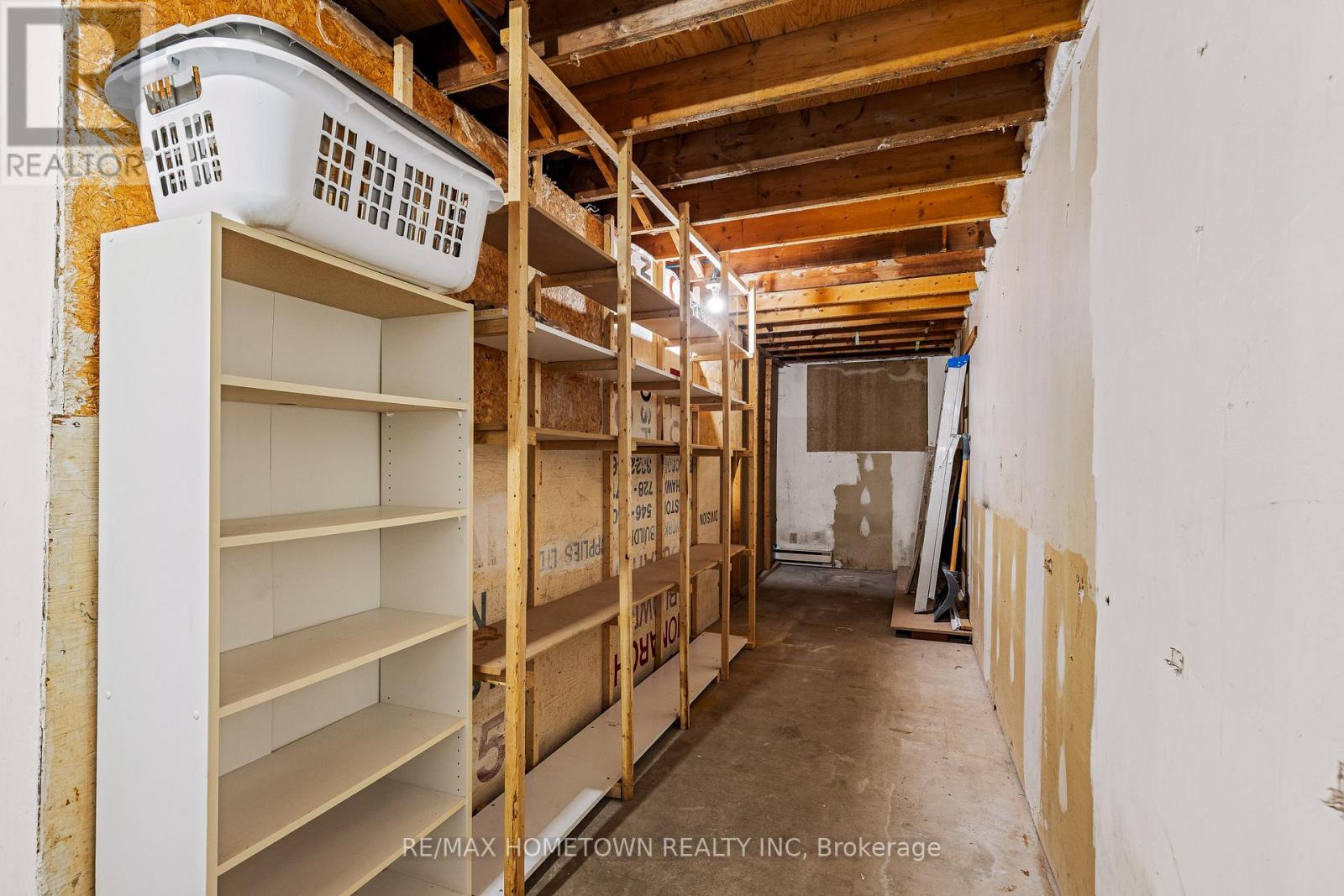 12 Karolina Street, Brockville, Ontario  K6V 6L4 - Photo 25 - X12154057