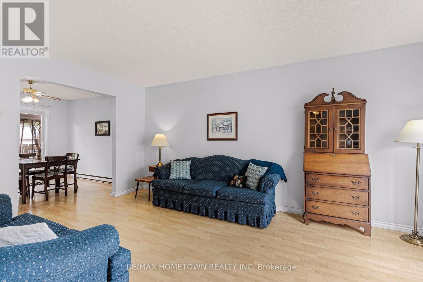12 Karolina Street, Brockville, Ontario  K6V 6L4 - Photo 9 - X12154057