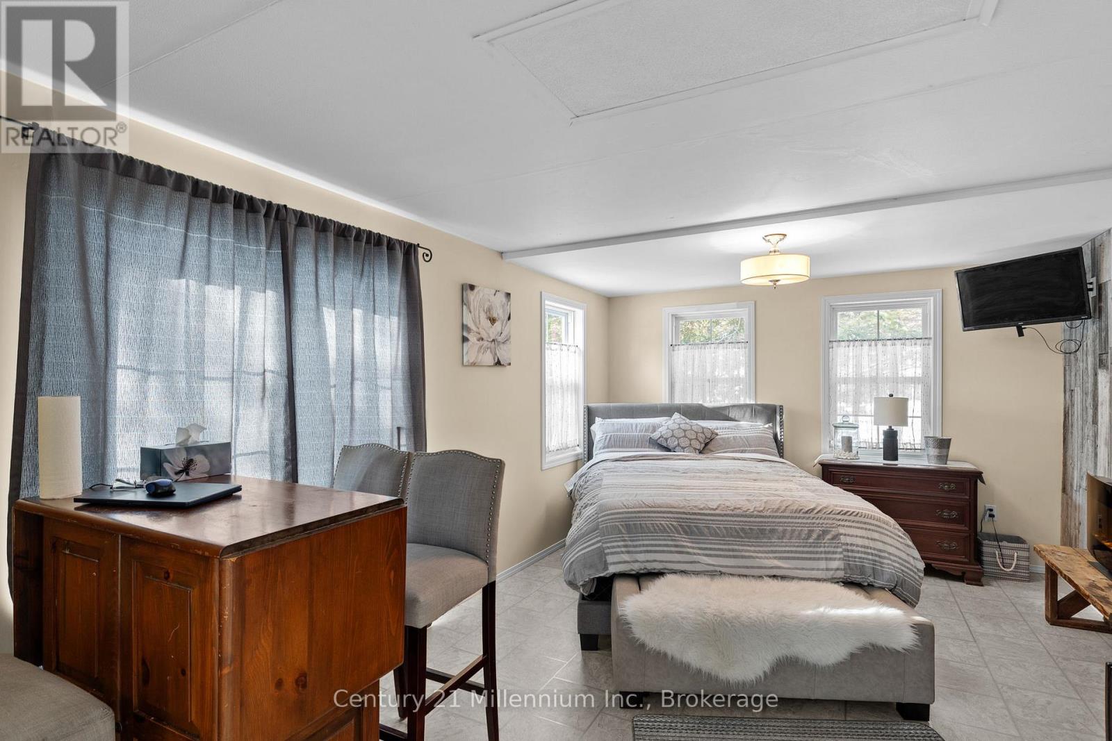 59 Topaz Street, Wasaga Beach, Ontario  L9Z 1X7 - Photo 13 - S12153973