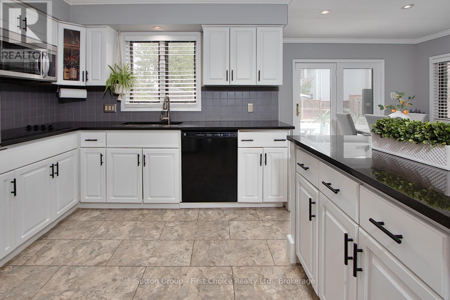 16 Burwell Road, Stratford, Ontario  N5A 7R2 - Photo 9 - X12154002