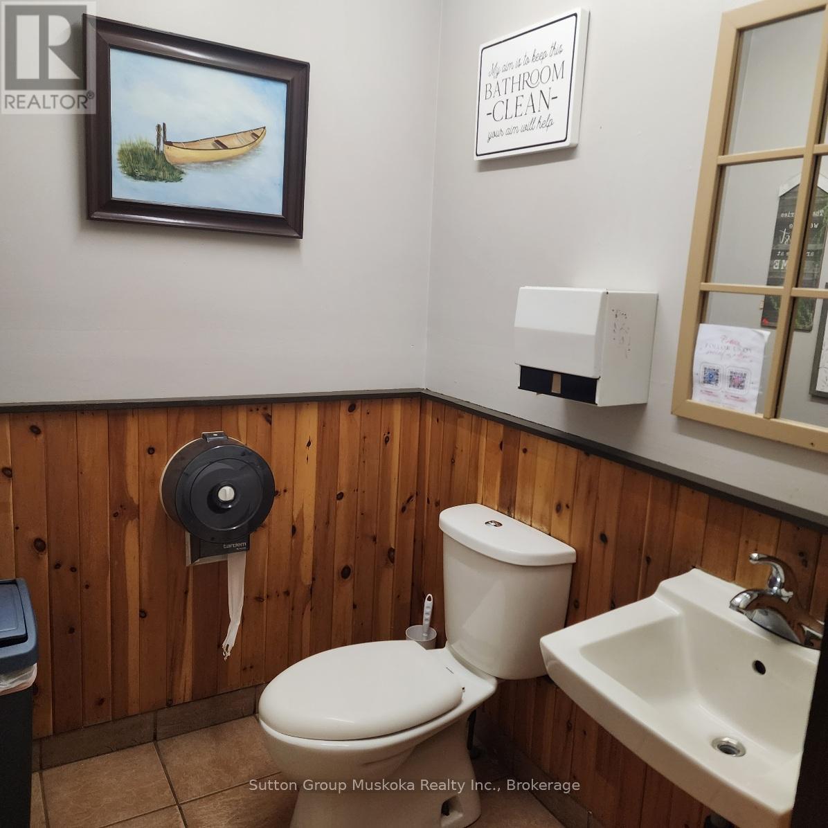 2832 60 Highway Highway, Lake Of Bays, Ontario  P0A 1H0 - Photo 14 - X12154097